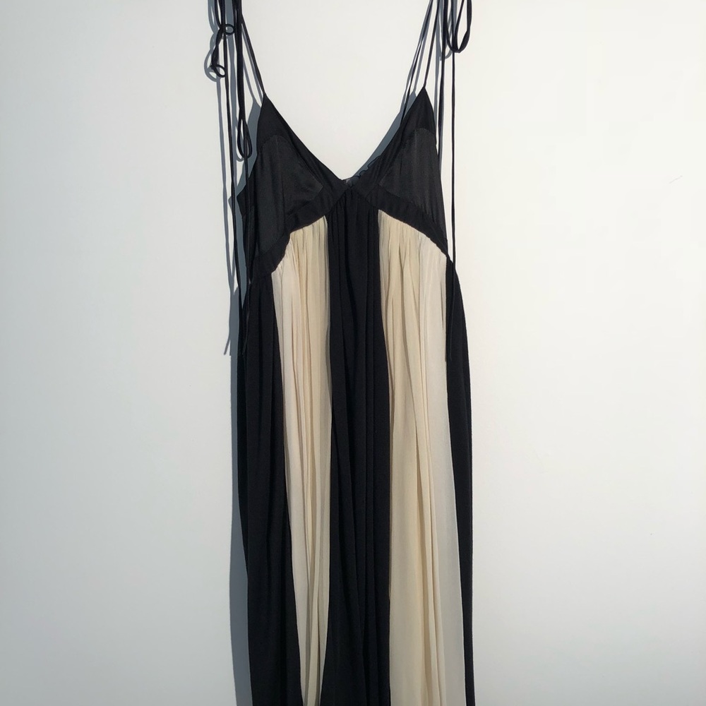 LOUIS DE GAMA - Sexy Elegant - Madona’s Designer!